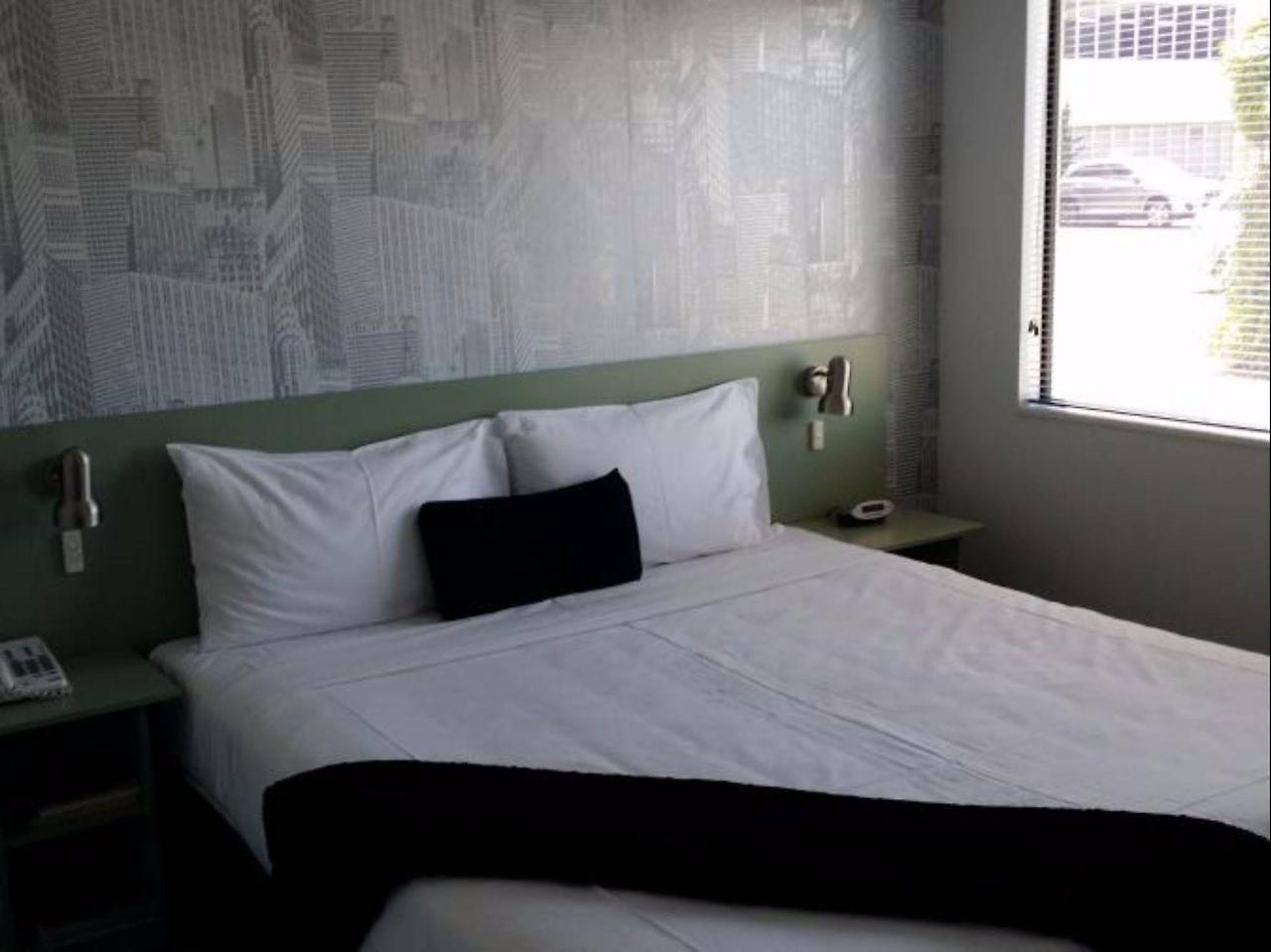 ניו פלימות' Asure Abode On Courtenay Motor Inn מראה חיצוני תמונה