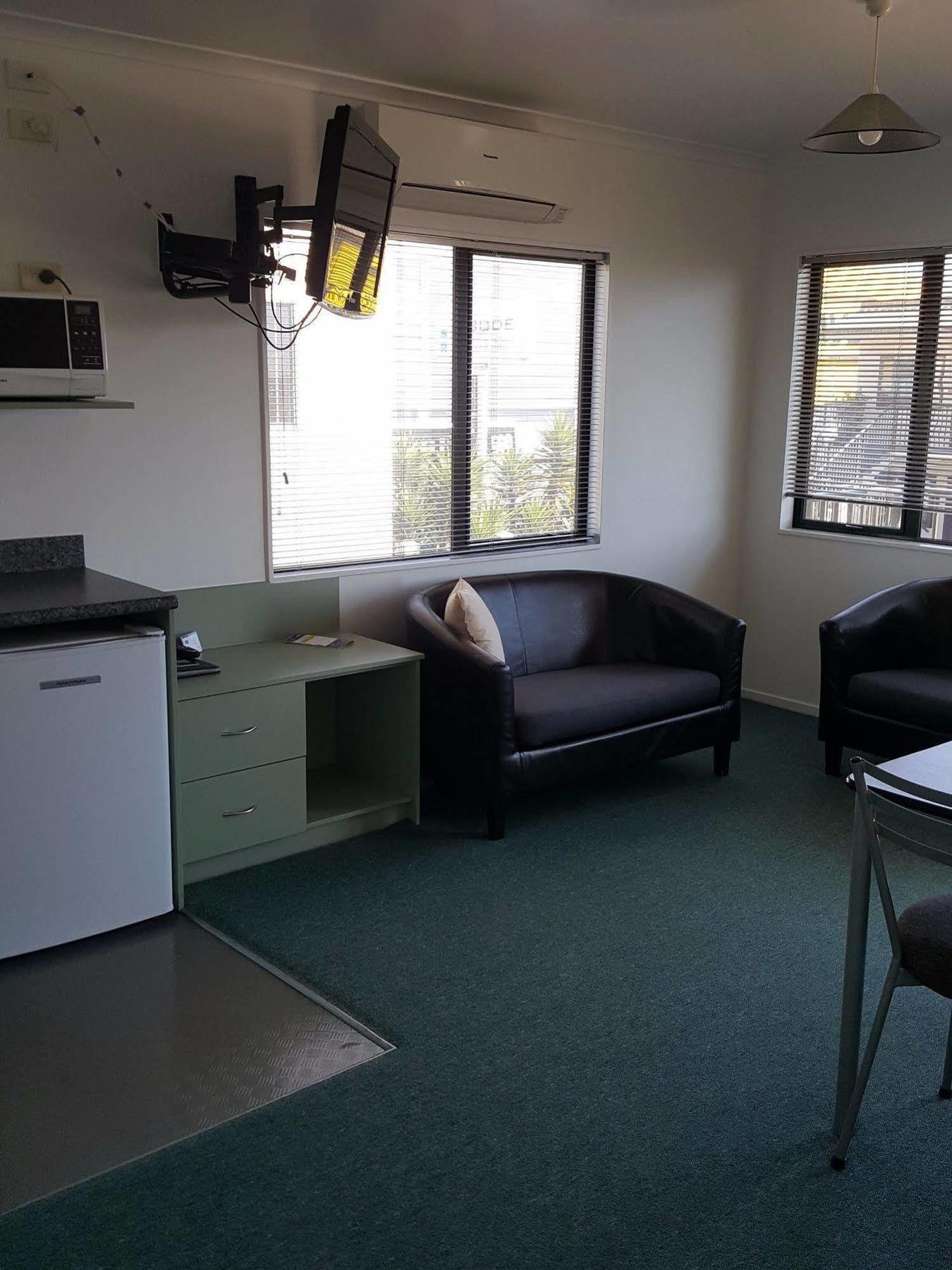 ניו פלימות' Asure Abode On Courtenay Motor Inn מראה חיצוני תמונה