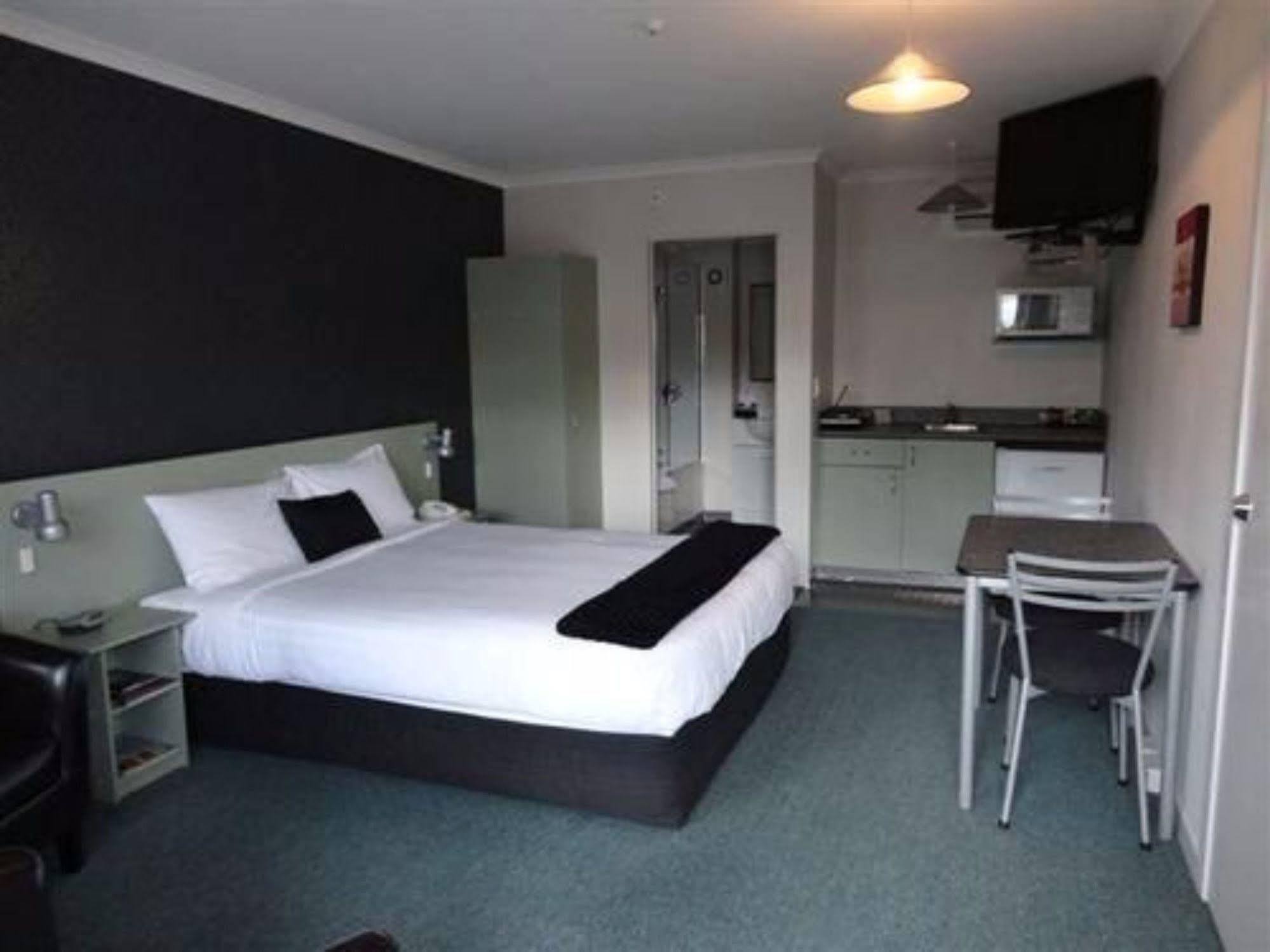 ניו פלימות' Asure Abode On Courtenay Motor Inn מראה חיצוני תמונה