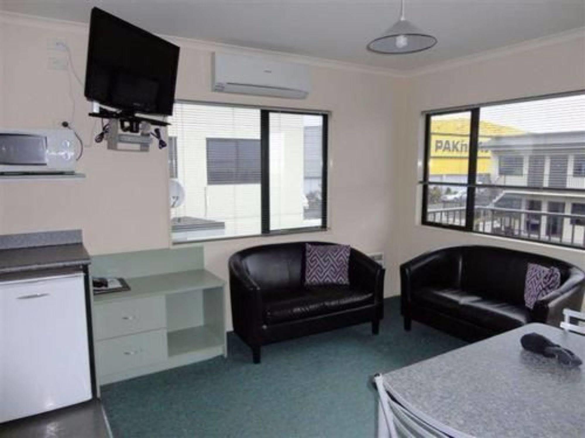 ניו פלימות' Asure Abode On Courtenay Motor Inn מראה חיצוני תמונה